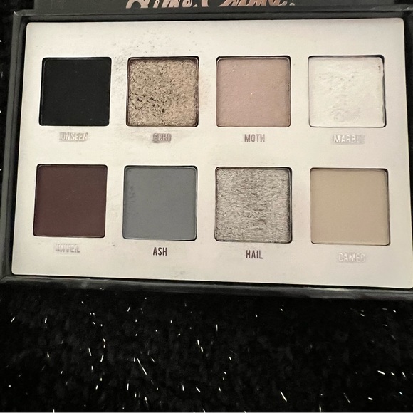 Venus immortals palette eyeshadow and face - Picture 4 of 6